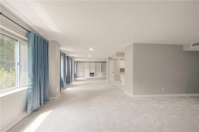 APT-210-211 - 4550 Warwick Blvd, Condo with 3 bedrooms, 3 bathrooms and null parking in Kansas City MO | Image 27