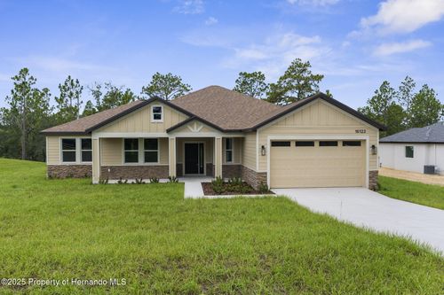 16123 Penn State Rd, WEEKI WACHEE, FL, 34614-1015 | Card Image