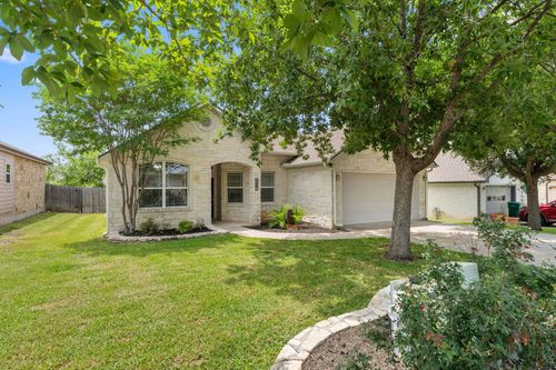 417 Spyglass St, Meadowlakes, TX, 78654-6419 | Card Image