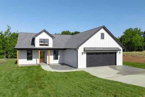 10879 Country Ln, HOLTS SUMMIT, MO, 65043 | Card Image