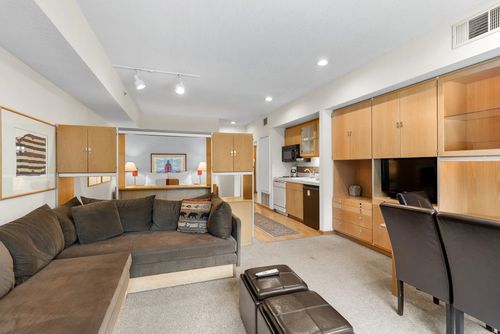 234-201 Shirley Canyon Rd, Olympic Valley, CA, 96146-1020 | Card Image