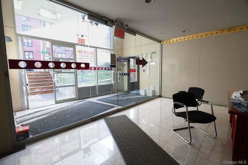 5b-134-43 Maple Ave, Flushing, NY, 11355 | Card Image