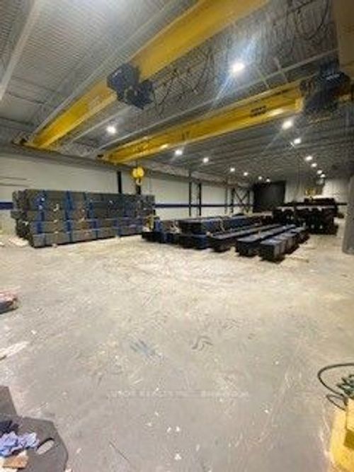 unit-b-134 Millwick Dr, North York, ON, M9L1Y6 | Card Image