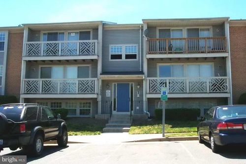 apt-301-17050 Capri Ln, DUMFRIES, VA, 22026-3220 | Card Image
