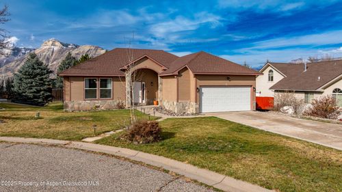 27 Snowberry Pl, Parachute, CO, 81635-9554 | Card Image