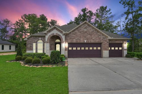 884 Road 660, Dayton, TX, 77535-1131 | Card Image