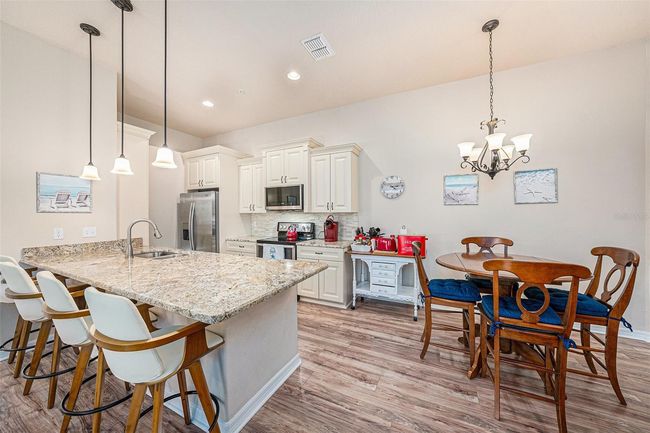 APT-303 - 5065 Royal Palms Way, Condo with 3 bedrooms, 2 bathrooms and null parking in New Port Richey FL | Image 10