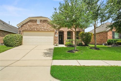 16919 Lake Willowby Ln, Houston, TX, 77044-1294 | Card Image