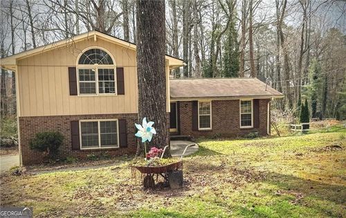 4093 Hideaway Dr, Tucker, GA, 30084-7802 | Card Image