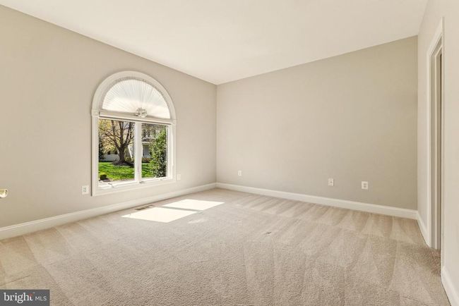 8092 Crooked Oaks Ct, House other with 3 bedrooms, 3 bathrooms and null parking in GAINESVILLE VA | Image 45