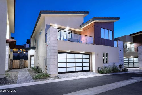 17-1 Easy St, Carefree, AZ, 85377-4417 | Card Image