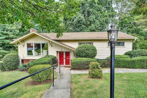 6750 Mckinney St, Roanoke, VA, 24019-4712 | Card Image