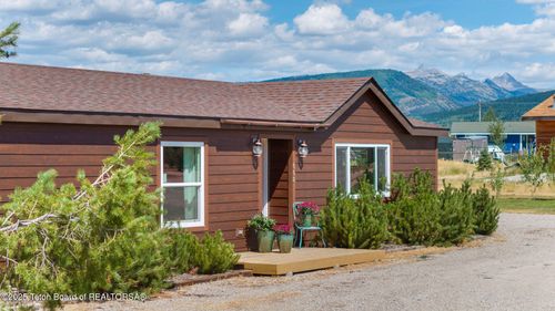 608 Thistle Creek Dr, Victor, ID, 83455-4962 | Card Image