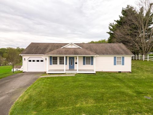 529 529 Grannys Rd, Pounding Mill, VA, 24637 | Card Image