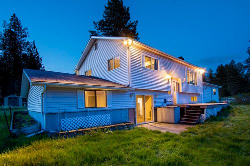 38821 N Newport Hwy, Elk, WA, 99009-9765 | Card Image
