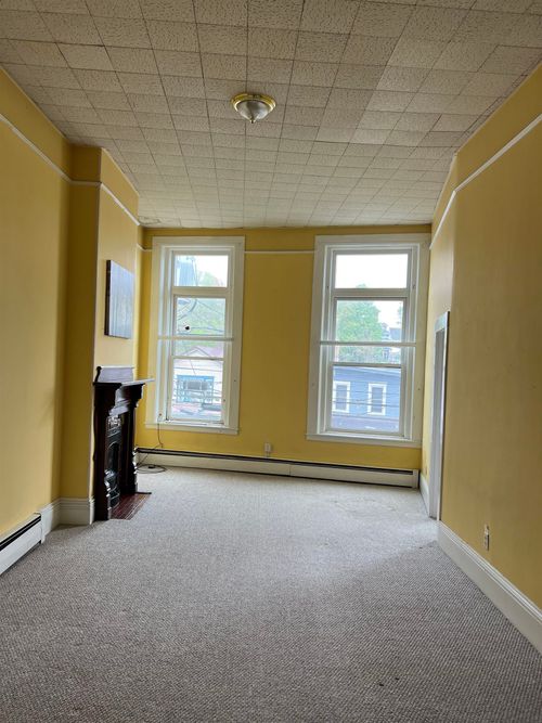 1-291 Main St, Tilton, NH, 03276-5156 | Card Image