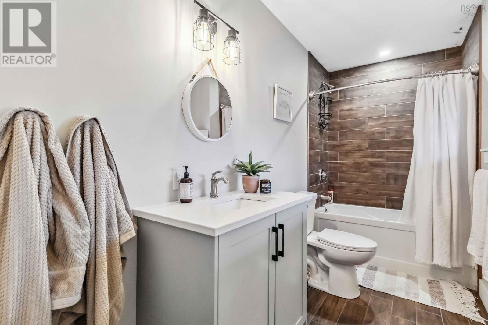 Residential in Upper Tantallon 3