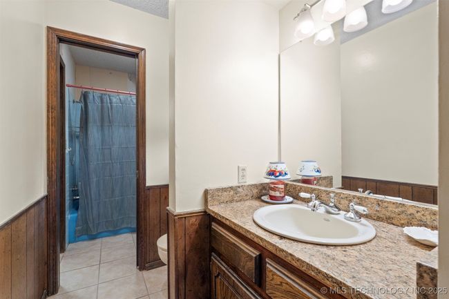 33742 Pleasant Valley Rd, House other with 3 bedrooms, 3 bathrooms and null parking in Poteau OK | Image 36