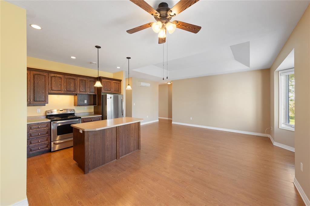 Residential in Lambton Shores 4
