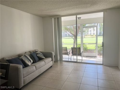 apt-106-180 Turtle Lake Ct, NAPLES, FL, 34105-2316 | Card Image