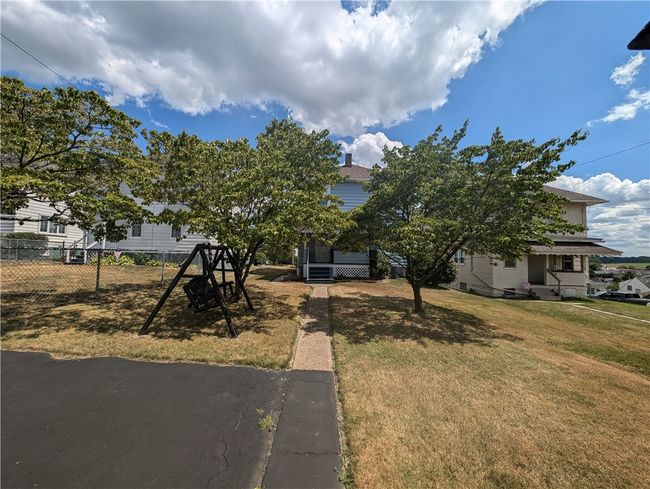 408 S Hickory St, House other with 3 bedrooms, 1 bathrooms and 1 parking in Scottdale PA | Image 21