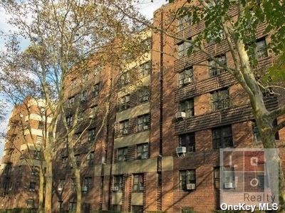 H5 - 504 Grand Street, Home with 1 bedrooms, 1 bathrooms and null parking in New York NY | Image 1