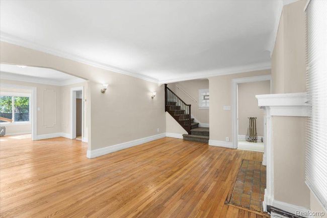 3225 Leslie St, House other with 3 bedrooms, 2 bathrooms and null parking in Detroit MI | Image 5