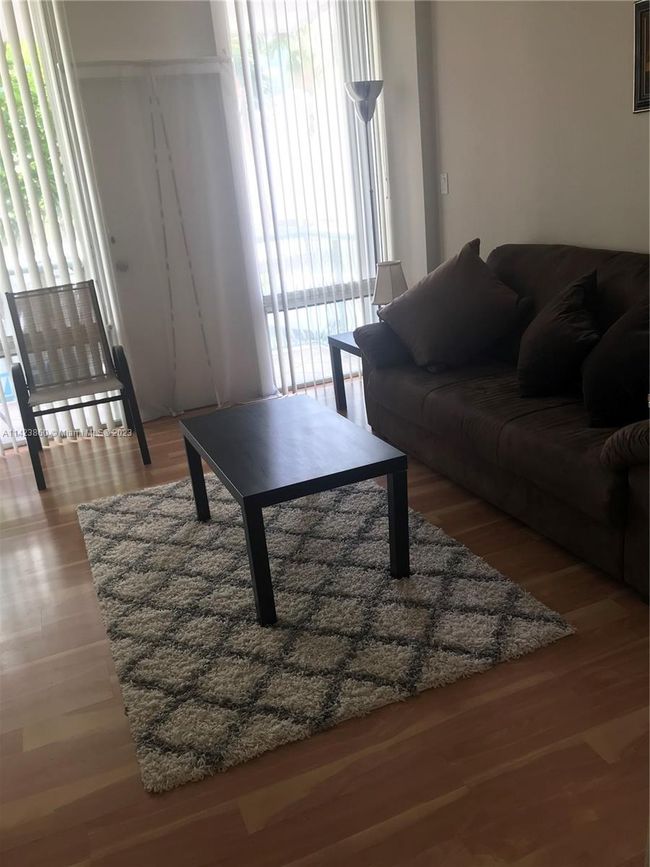 APT-216 - 1408 Brickell Bay Dr, Condo with 0 bedrooms, 1 bathrooms and null parking in Miami FL | Image 4