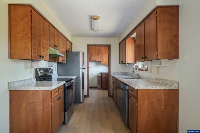 1679 Mistwood Dr Ne, House other with 3 bedrooms, 2 bathrooms and null parking in Keizer OR | Image 15