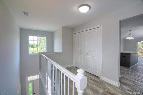 16540 Savor Ln, Clinton Township, MI, 48035-3214 | Card Image