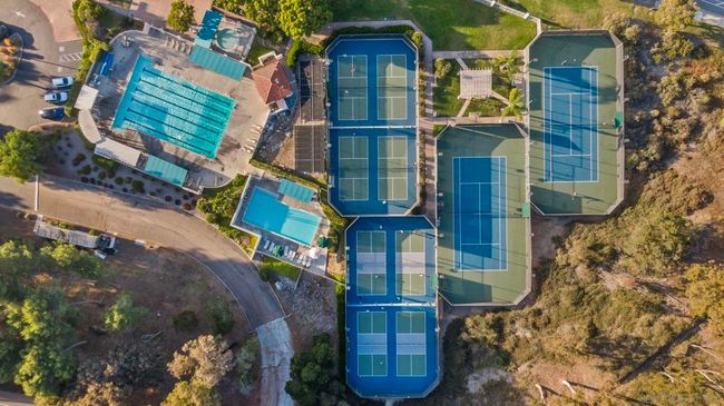 C - 16304 Avenida Venusto, Condo with 3 bedrooms, 2 bathrooms and 4 parking in San Diego CA | Image 34