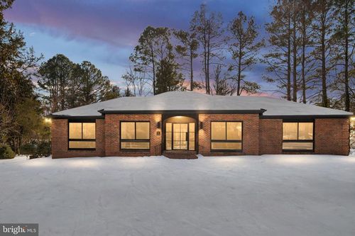 1 Walter Cir, Fredericksburg, VA, 22405-2363 | Card Image