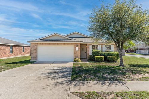 210 Carol Ave, Leander, TX, 78641-8061 | Card Image