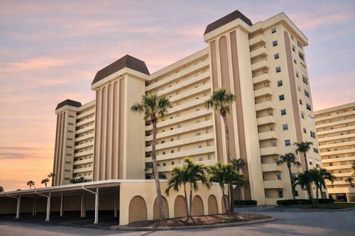 apt-804-4550 Cove Cir, ST PETERSBURG, FL, 33708-6901 | Card Image