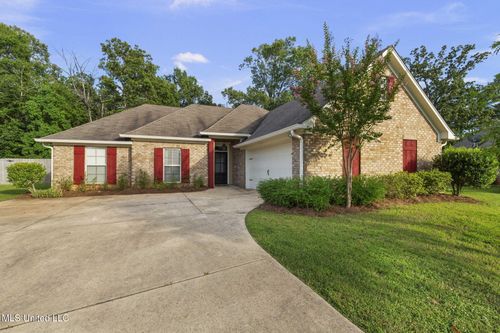358 Austin Cir, Brandon, MS, 39047-4526 | Card Image
