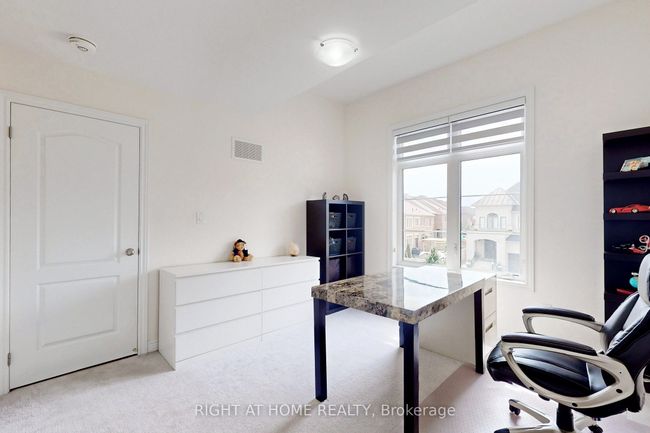 9 John Smith St, House attached with 5 bedrooms, 5 bathrooms and 3 parking in Holland Landing ON | Image 16