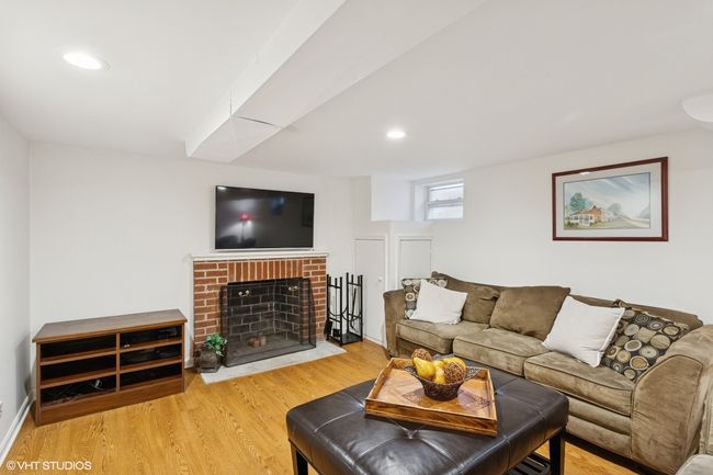 912 Cambridge Ln, House other with 3 bedrooms, 2 bathrooms and 2 parking in Wilmette IL | Image 22