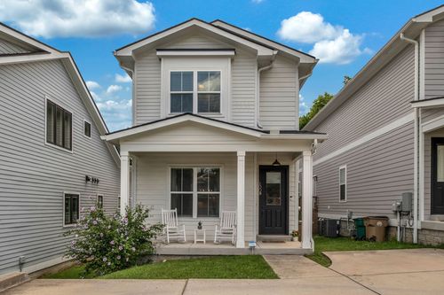 100B Oceola Ave, Nashville, TN, 37209-3114 | Card Image