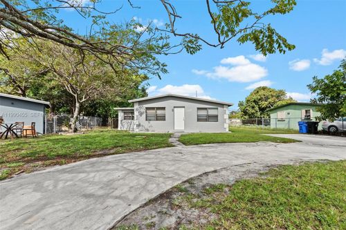 0-1557 Nw 15th Ave, Fort Lauderdale, FL, 33311 | Card Image