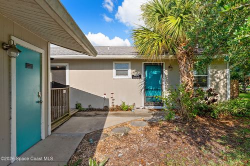 3002 Sea Gate Cir, Merritt Island, FL, 32953-8330 | Card Image