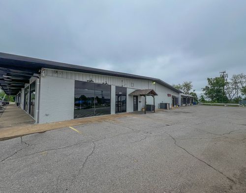 1191 Fort Campbell Blvd, CLARKSVILLE, TN, 37042-6474 | Card Image
