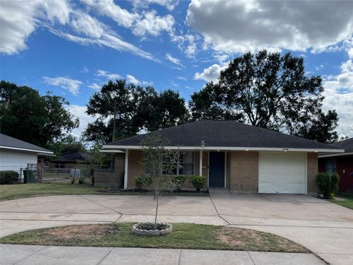 4021 Osby Dr, Houston, TX, 77025-4611 | Card Image