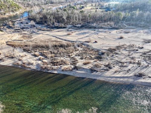 000 Bass Rock Dr, Van Buren, MO, 63965 | Card Image