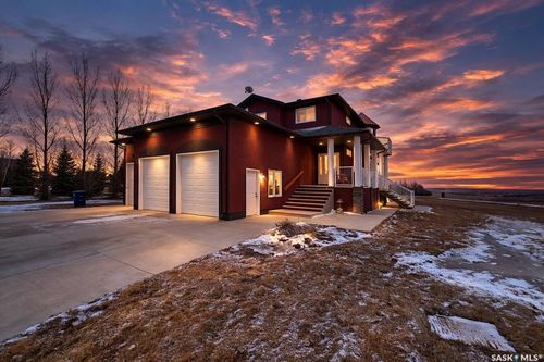 111 Westview Dr, Swift Current, SK, S9H | Card Image