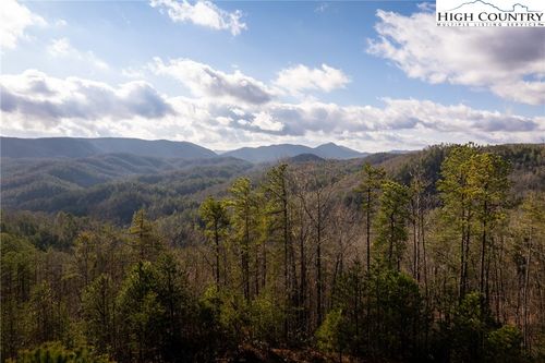 1320 Roundleaf Lane, Ferguson, NC, 28624 | Card Image