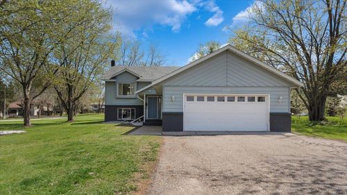 2070 Prospect Dr Ne, Saint Cloud, MN, 56304-9622 | Card Image