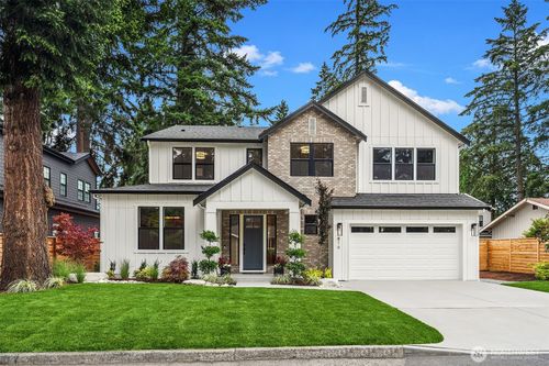 816 165th Avenue Ne, Bellevue, WA, 98008 | Card Image