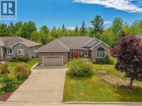 241 Summerhill Row, Fredericton, NB, E3G0C5 | Card Image