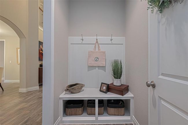 Mud room | Image 19