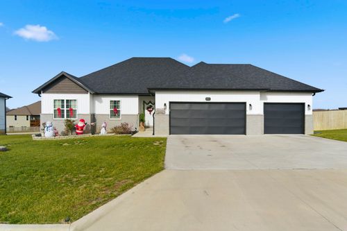 541 Fox Creek Rd, Rogersville, MO, 65742-4202 | Card Image